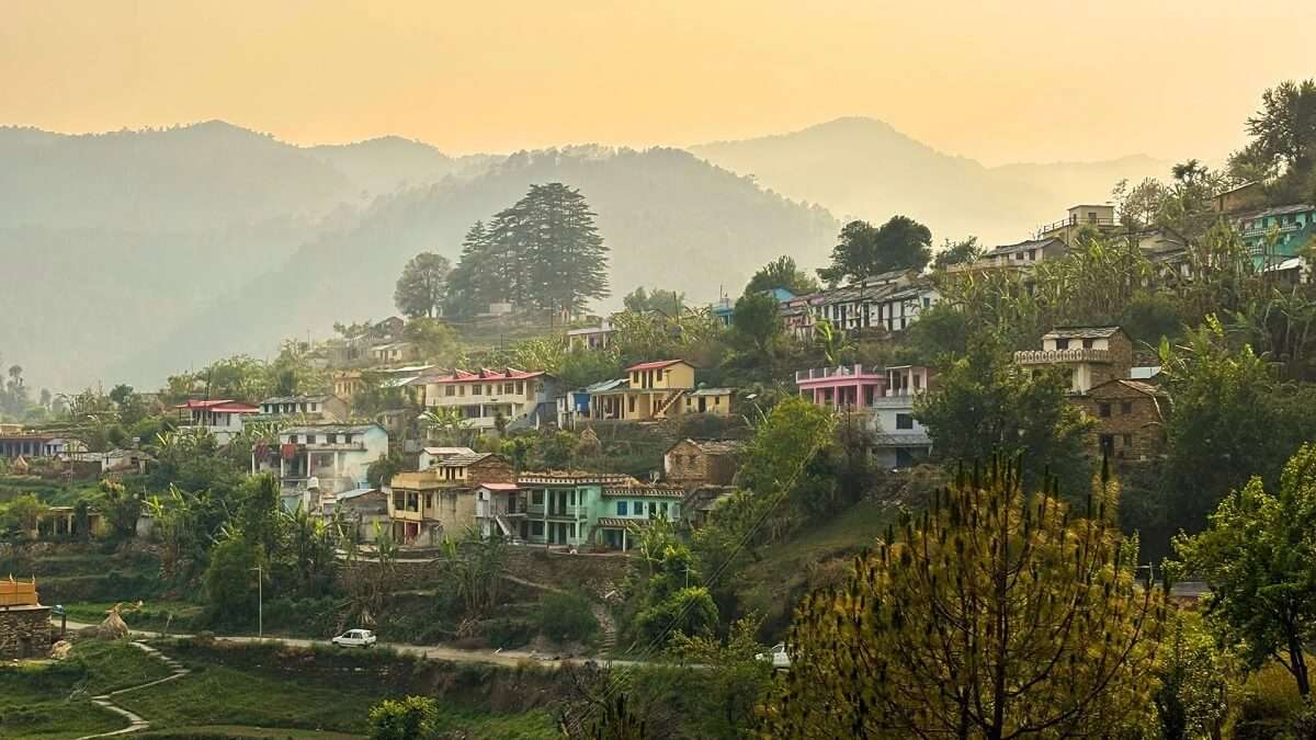 kausani-village-kumaon2