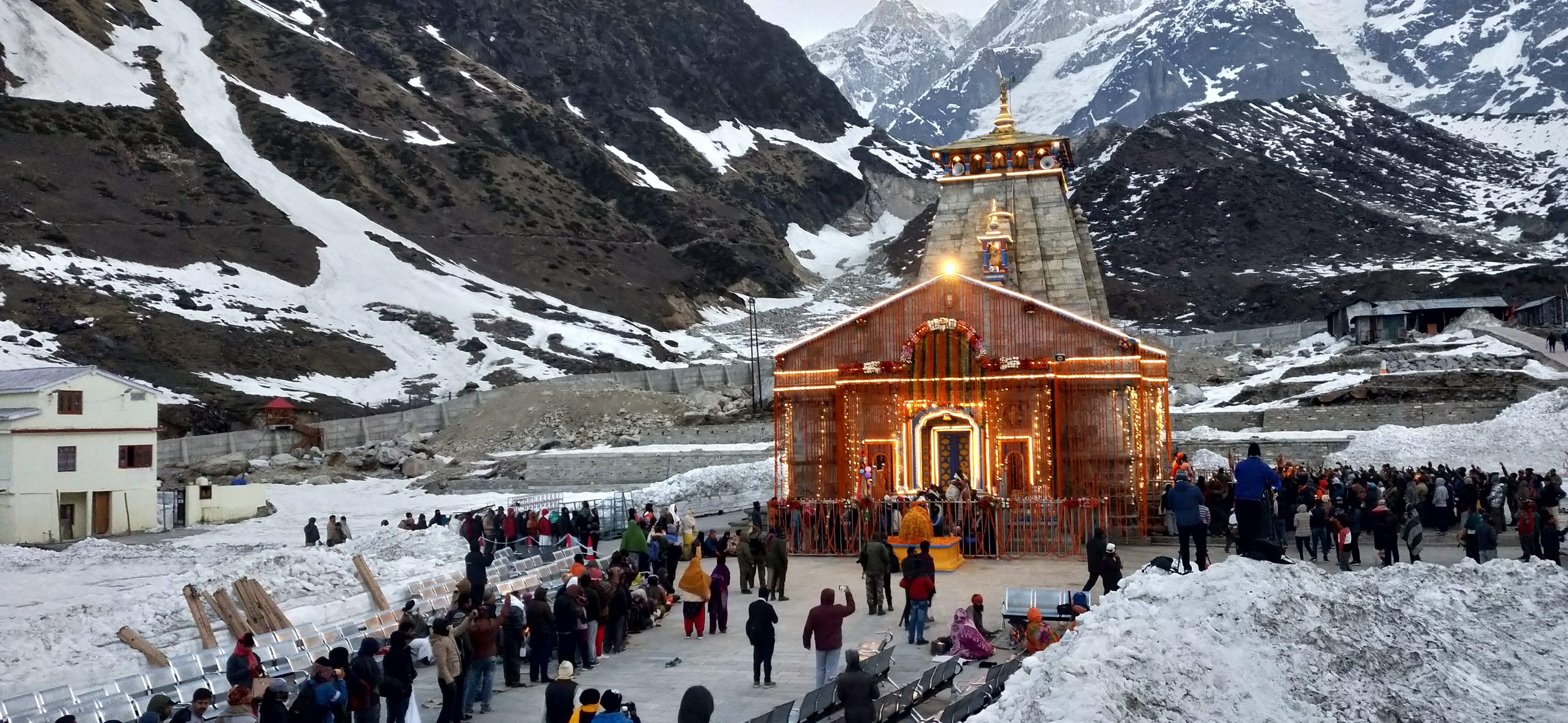 kedarnath-temple-2024-10-18-07-40-48-utc