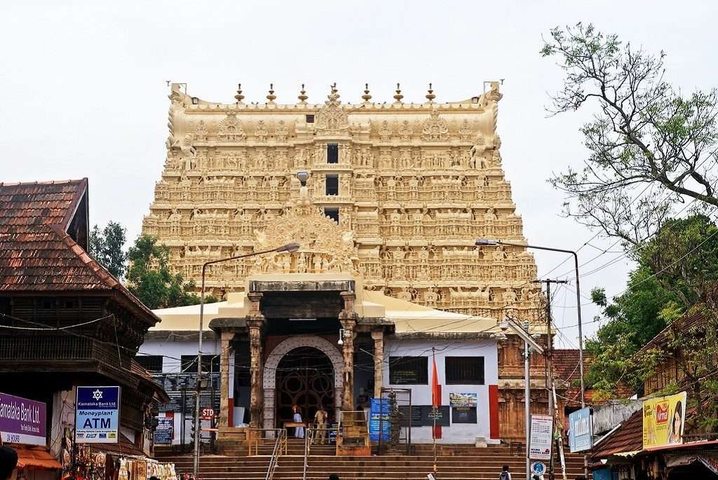 15+ Famous Temples in Kerala: Discover Divine Heritage