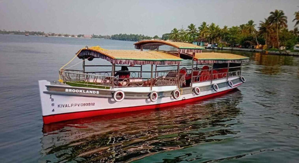Alappuzha (Alleppey): The Backwater Queen