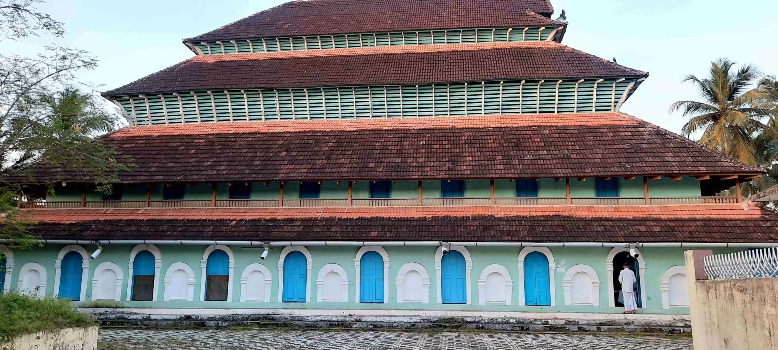 Mishkal Mosque 
