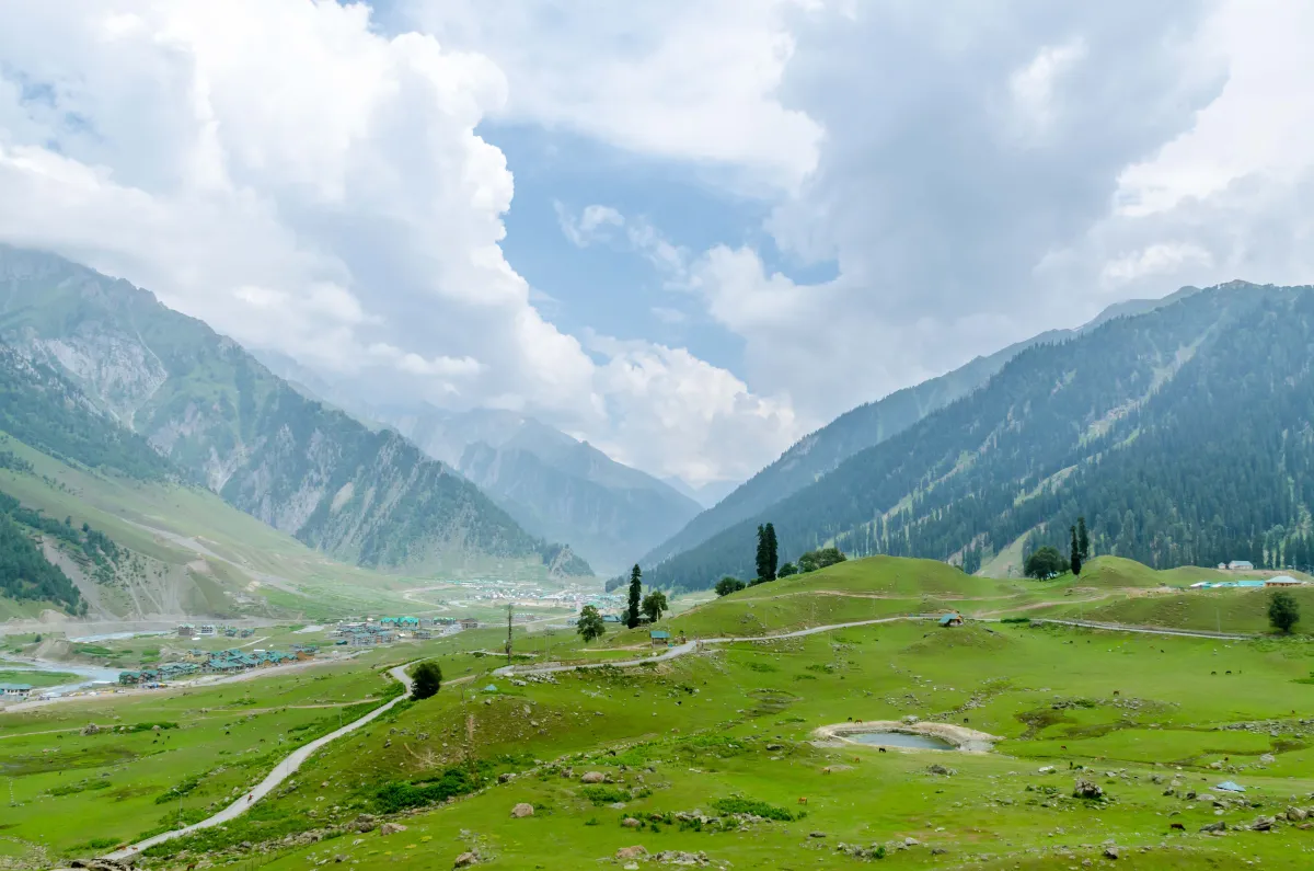 Sonamarg: The Meadow of Gold