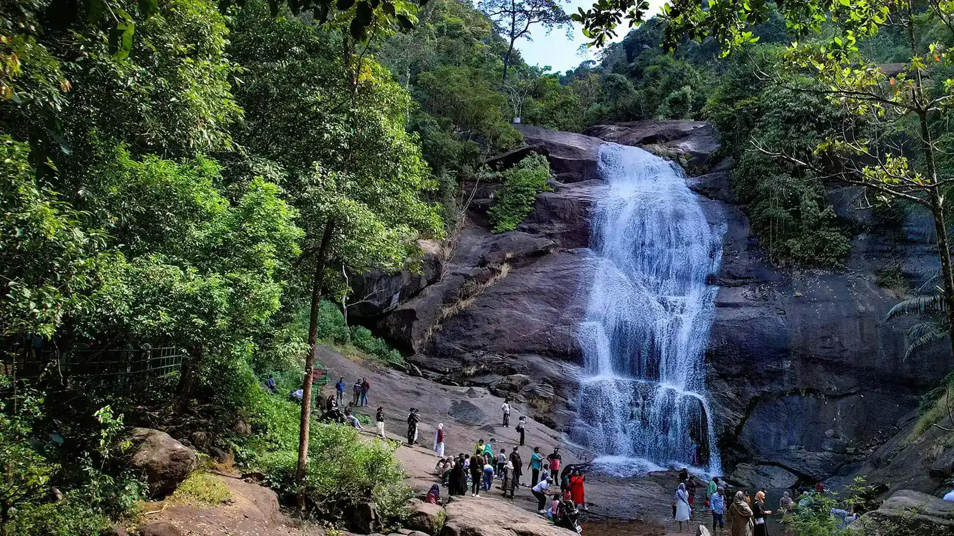 Thusharagiri Waterfalls